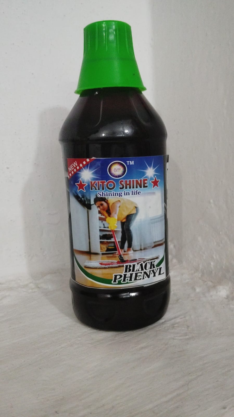 Kito Shine Black Phenyl bottle